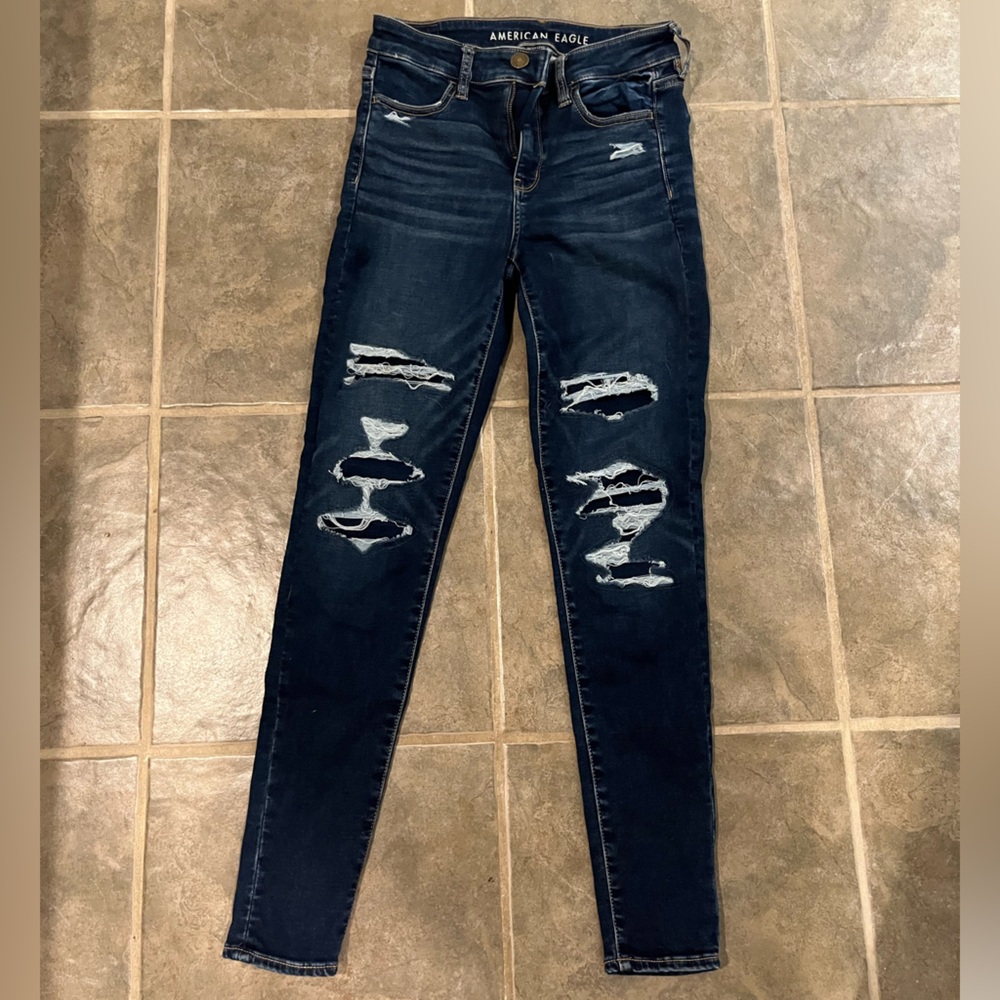 American eagle next level stretch ripped skinny jeans, size 4
